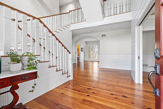 152 Partridge Lane, Concord, MA 01742