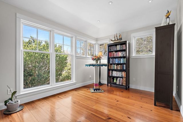 152 Partridge Lane, Concord, MA 01742