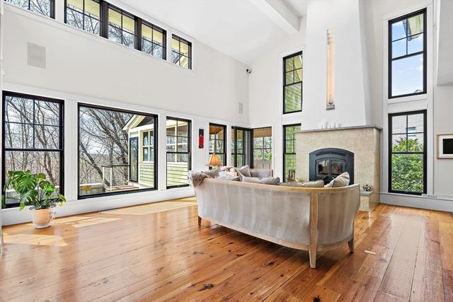 152 Partridge Lane, Concord, MA 01742