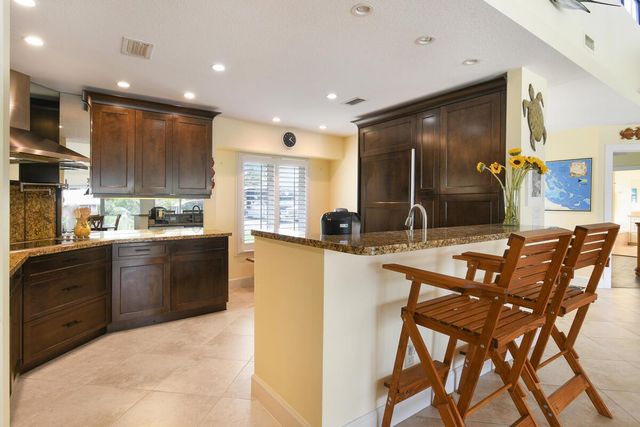 8295 SE Palm Street, Hobe Sound, FL 33455