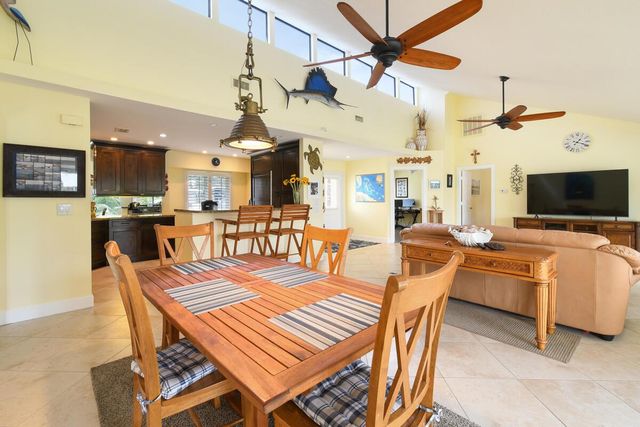 8295 SE Palm Street, Hobe Sound, FL 33455