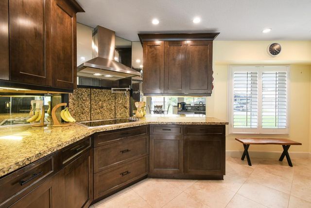 8295 SE Palm Street, Hobe Sound, FL 33455