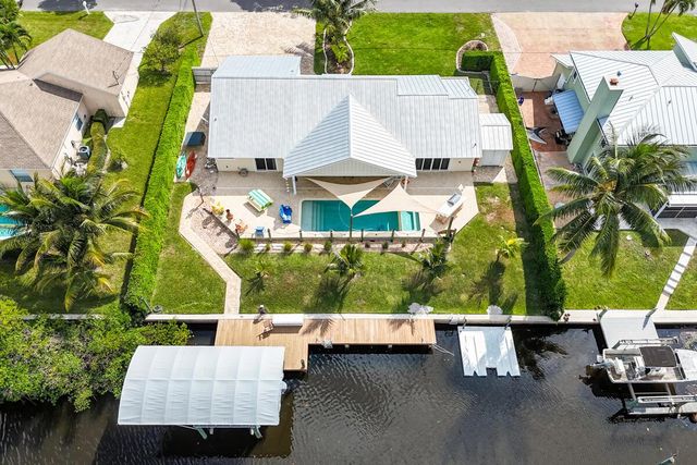 8295 SE Palm Street, Hobe Sound, FL 33455