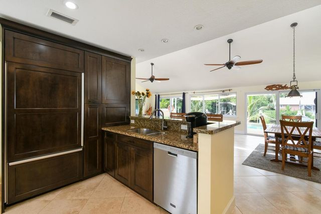 8295 SE Palm Street, Hobe Sound, FL 33455