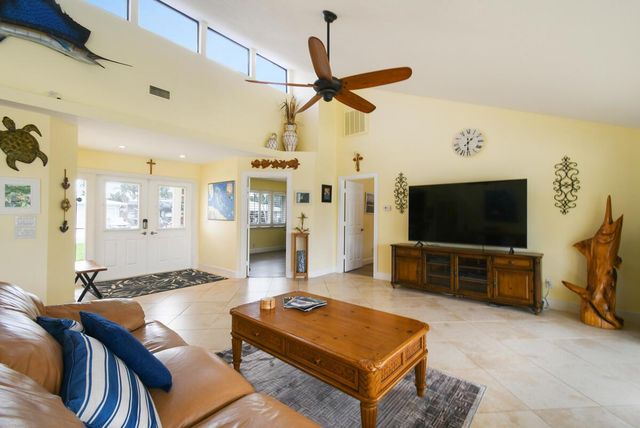 8295 SE Palm Street, Hobe Sound, FL 33455