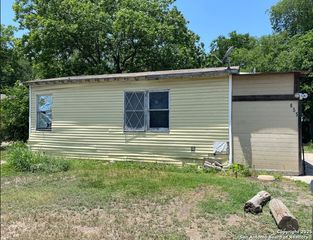 855 Cavalier, San Antonio, TX 78225