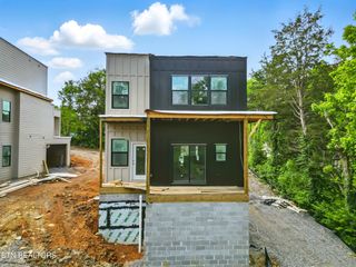 4613 Harsch St, Knoxville, TN 37920
