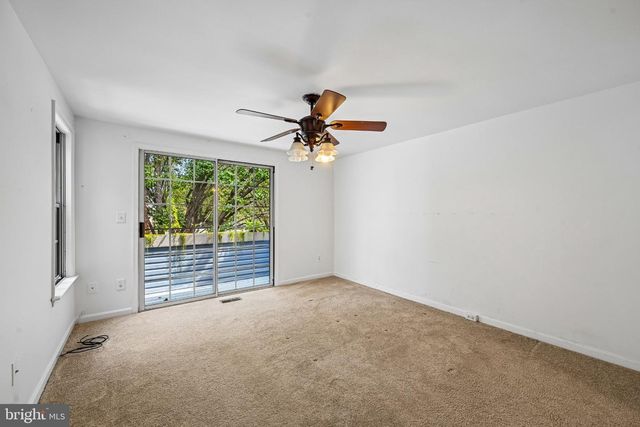 8802 STURBRIDGE PL, Gaithersburg, MD 20886