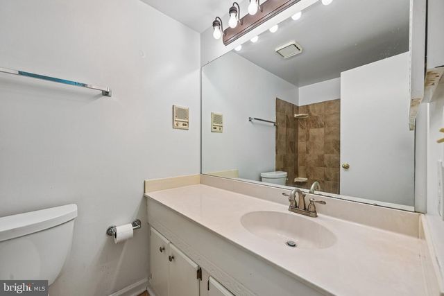 8802 STURBRIDGE PL, Gaithersburg, MD 20886