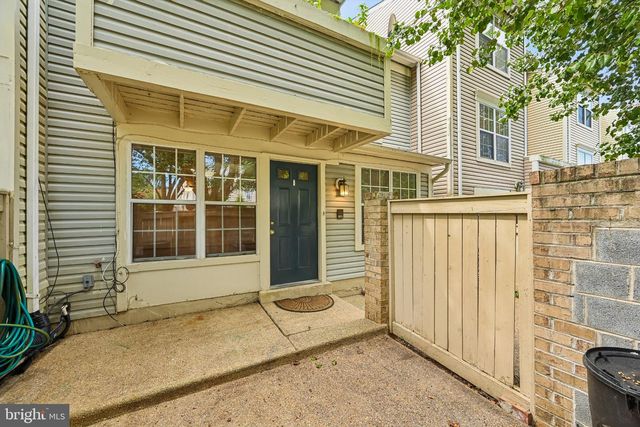 8802 STURBRIDGE PL, Gaithersburg, MD 20886