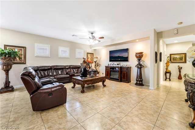 3952 Welsh Pony Street, Las Vegas, NV 89122