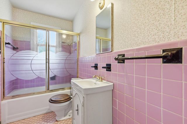 6921 HAMMOND Avenue, Dallas, TX 75223