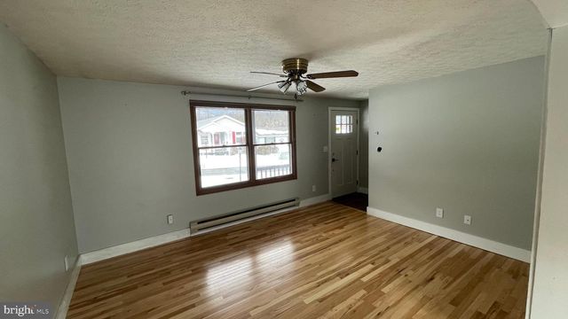 34 MORNING VIEW DR, Keyser, WV 26726