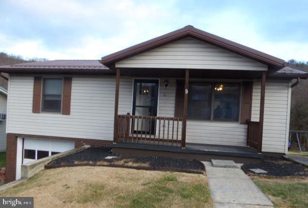 34 MORNING VIEW DR, Keyser, WV 26726