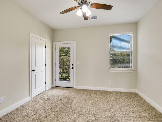 18803 Hogan CIR 16, Lago Vista, TX 78645