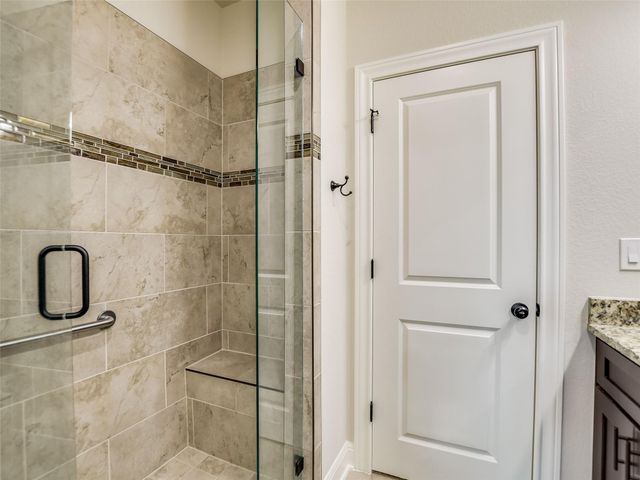 18803 Hogan CIR 16, Lago Vista, TX 78645