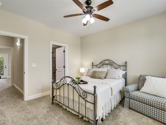 18803 Hogan CIR 16, Lago Vista, TX 78645