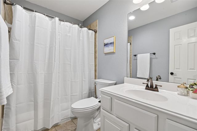 15710 Starcreek Lane, Houston, TX 77044