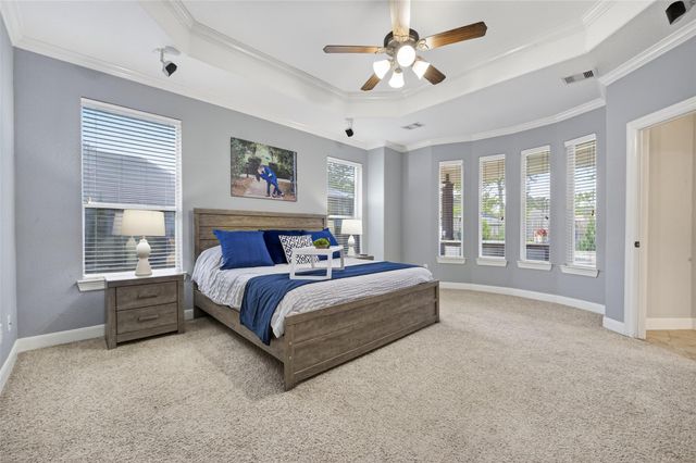 15710 Starcreek Lane, Houston, TX 77044