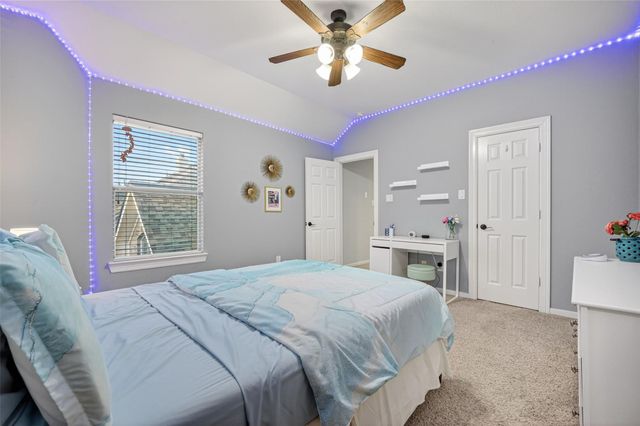 15710 Starcreek Lane, Houston, TX 77044