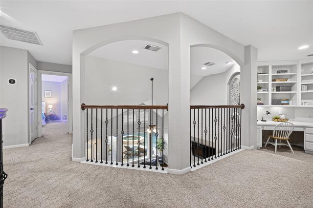 15710 Starcreek Lane, Houston, TX 77044