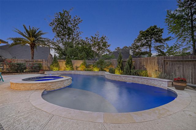 15710 Starcreek Lane, Houston, TX 77044