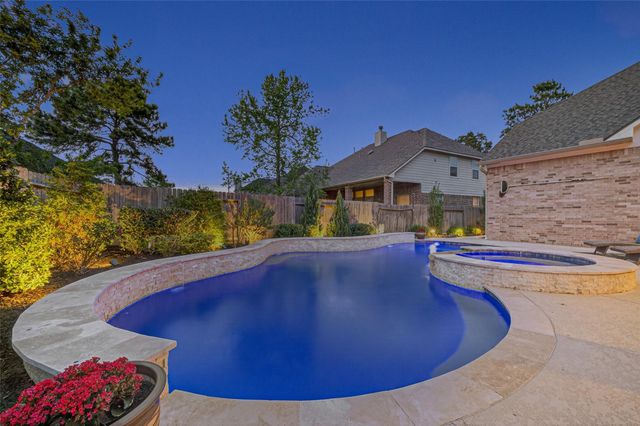 15710 Starcreek Lane, Houston, TX 77044