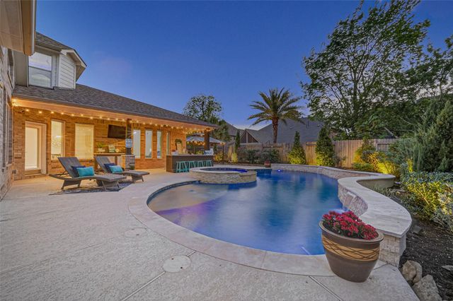 15710 Starcreek Lane, Houston, TX 77044