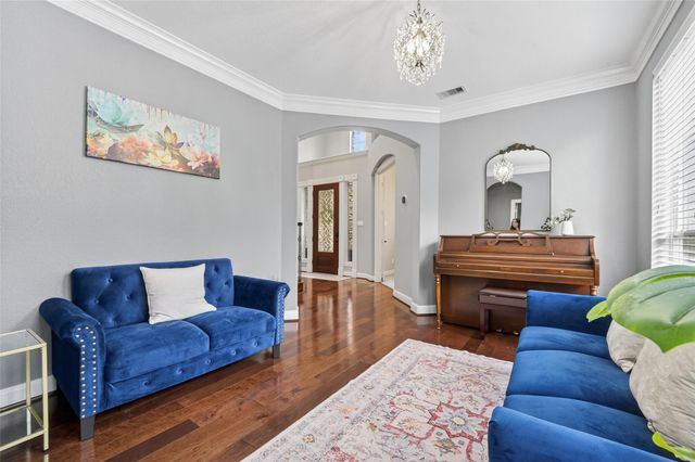 15710 Starcreek Lane, Houston, TX 77044