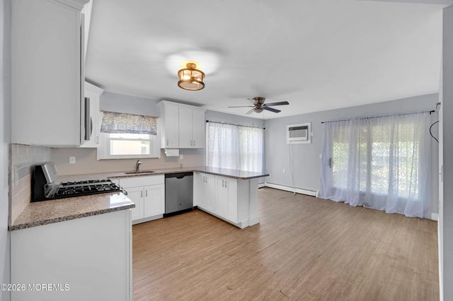 70 Grenada Street, Toms River, NJ 08757