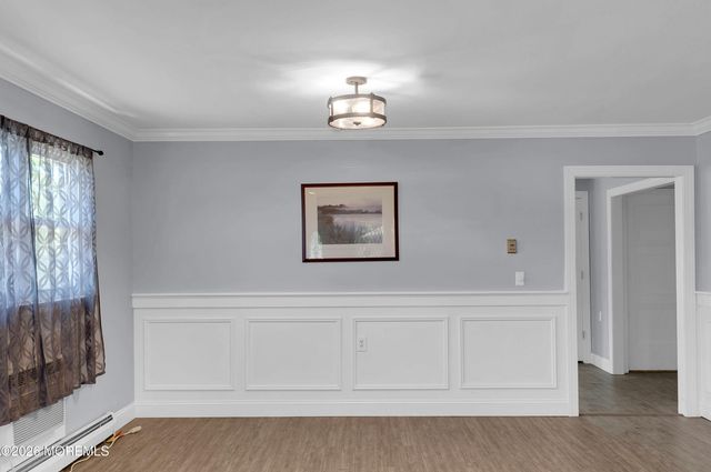 70 Grenada Street, Toms River, NJ 08757