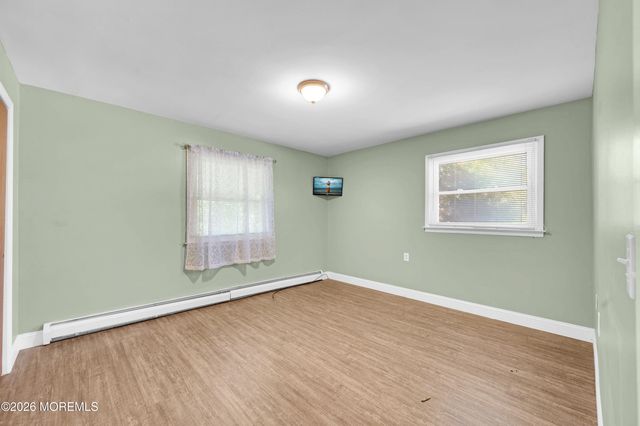 70 Grenada Street, Toms River, NJ 08757