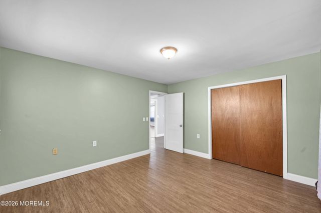 70 Grenada Street, Toms River, NJ 08757