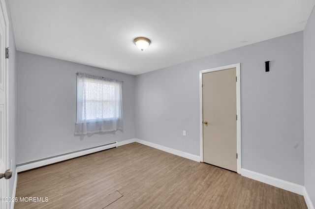 70 Grenada Street, Toms River, NJ 08757
