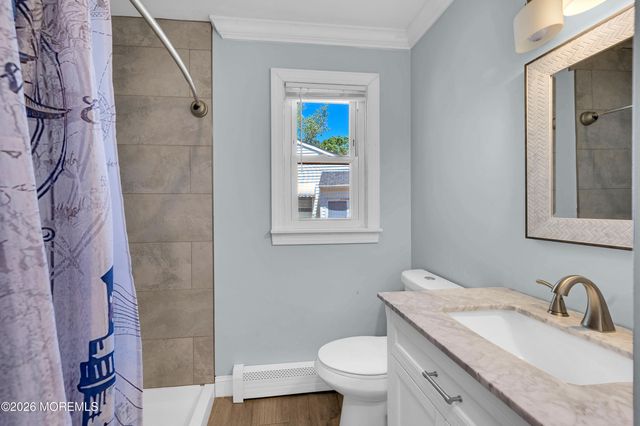 70 Grenada Street, Toms River, NJ 08757