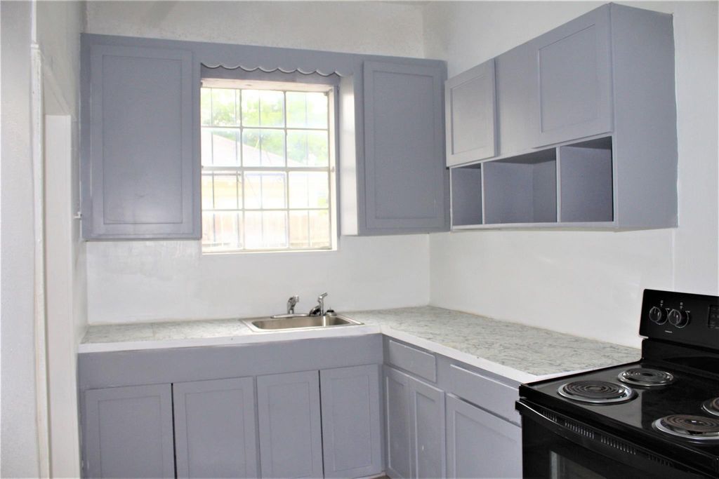 7017 Sherman Street 2, Houston, TX 77011