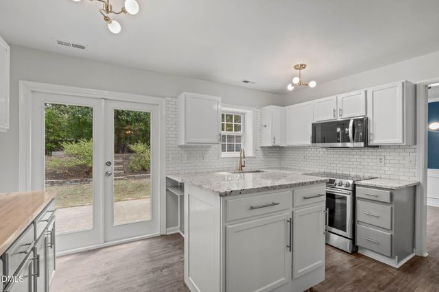 715 Bellmeade Bay Drive, Durham, NC 27703