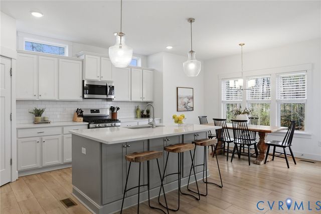 18224 Jones Run Trl, Moseley, VA 23120