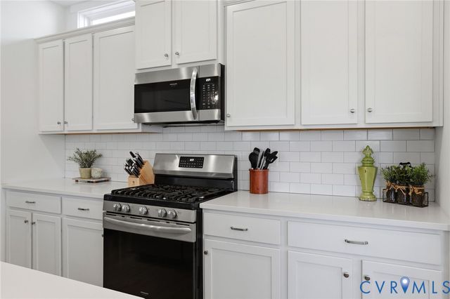 18224 Jones Run Trl, Moseley, VA 23120