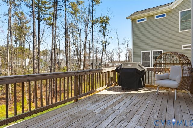 18224 Jones Run Trl, Moseley, VA 23120