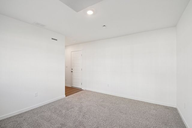 907 Briar Glen Court, Hampshire, IL 60140