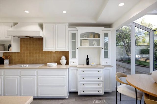 502 Kings Rd, Newport Beach, CA 92663