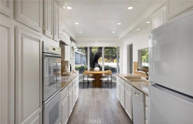 502 Kings Rd, Newport Beach, CA 92663