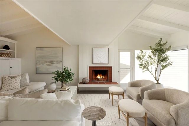 502 Kings Rd, Newport Beach, CA 92663