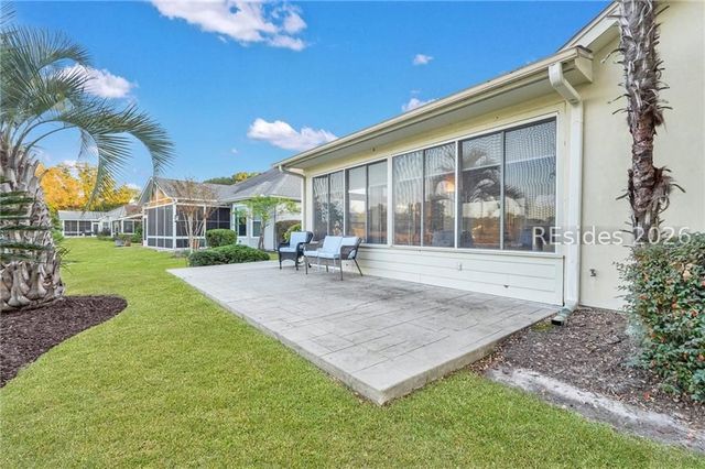 10 Hampton Cir, Bluffton, SC 29909