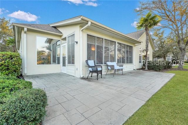 10 Hampton Cir, Bluffton, SC 29909