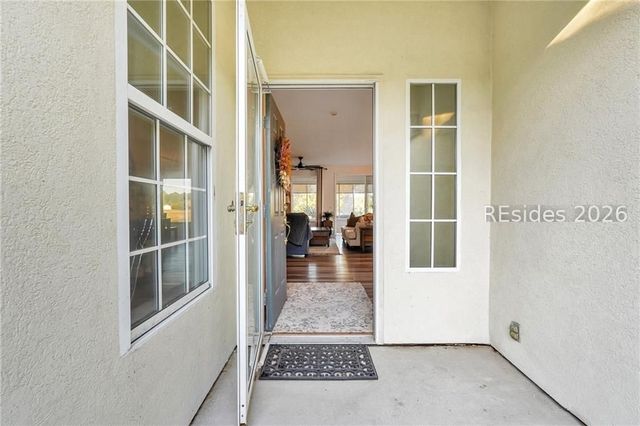 10 Hampton Cir, Bluffton, SC 29909