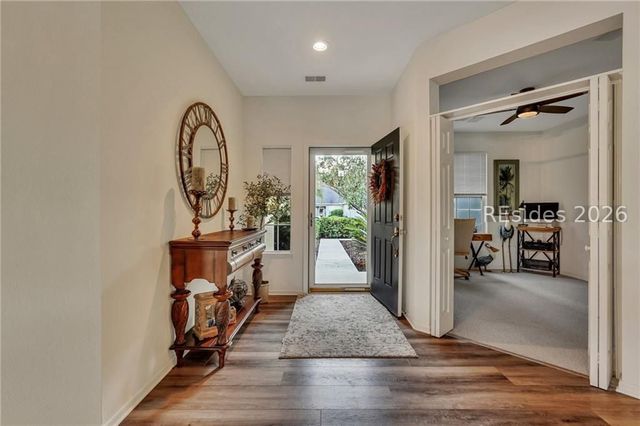 10 Hampton Cir, Bluffton, SC 29909