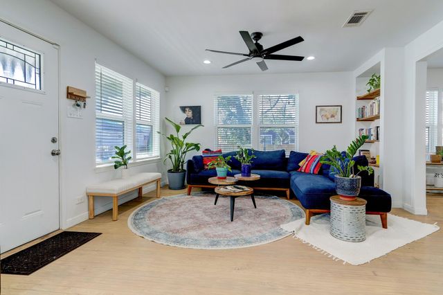 4801 Avenue H, Houston, TX 77011