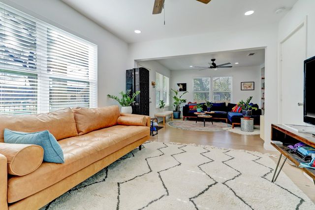 4801 Avenue H, Houston, TX 77011